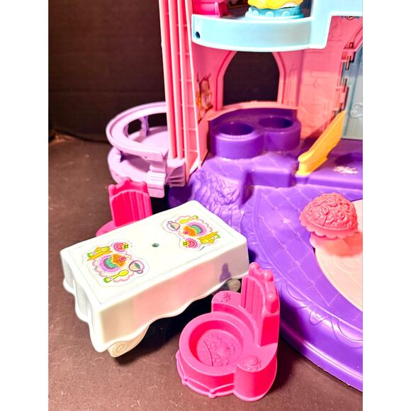 Fisher-Price Little People Disney Princess Songs Palace for  Fisher-Price Little People Disney Princess Songs Palace 5 princesses bed table